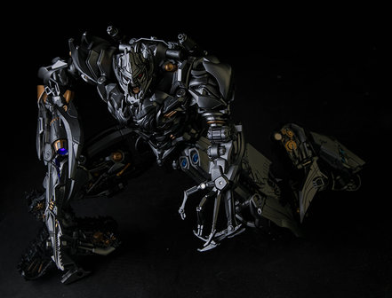 Black Mamba BMB LS06 Megatron