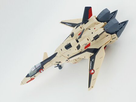 Delpi-Decal HG Macross Plus YF-19