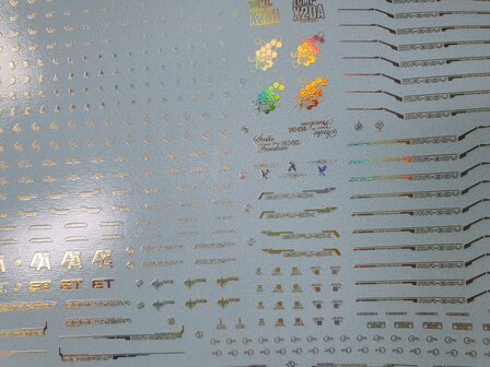 Delpi-Decal MGEX Strike Freedom Gold Holo