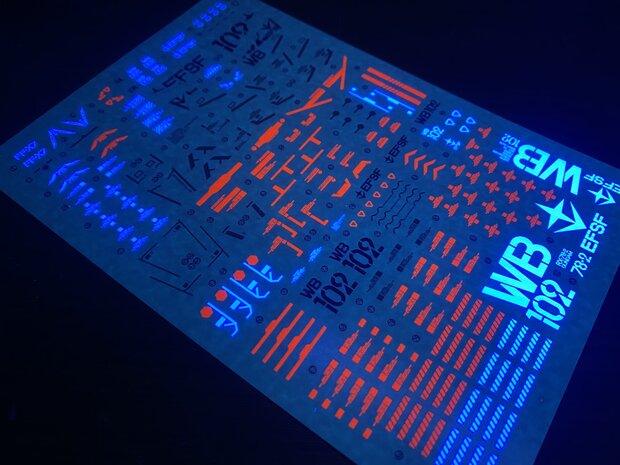 Flaming-Snow PGU RX-78-2 Fluorescent