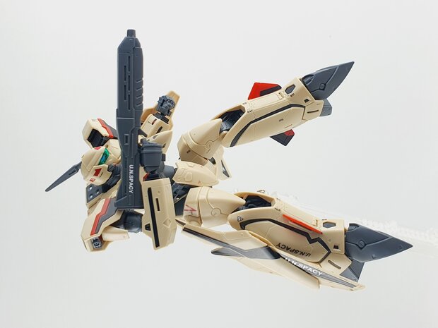 Delpi-Decal HG Macross Plus YF-19