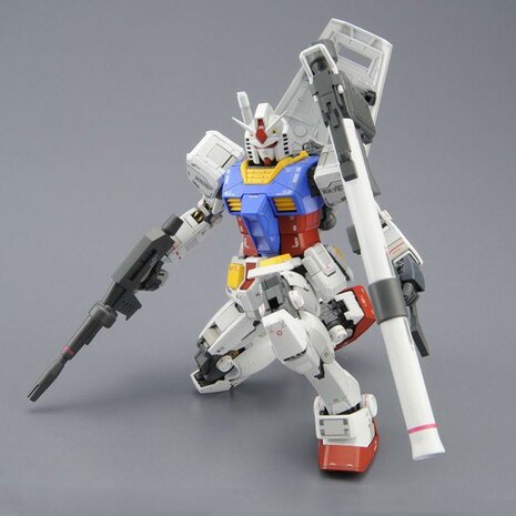 1/100 MG RX-78-2 Gundam Ver. 3.0