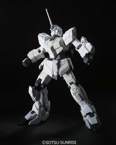 1/144 HGUC RX-0 Unicorn Gundam (Unicorn Mode) HG101